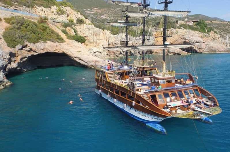Alanya: Catamaran Boat Tour with Snorkeling with Lunch - Key highlights at a glance