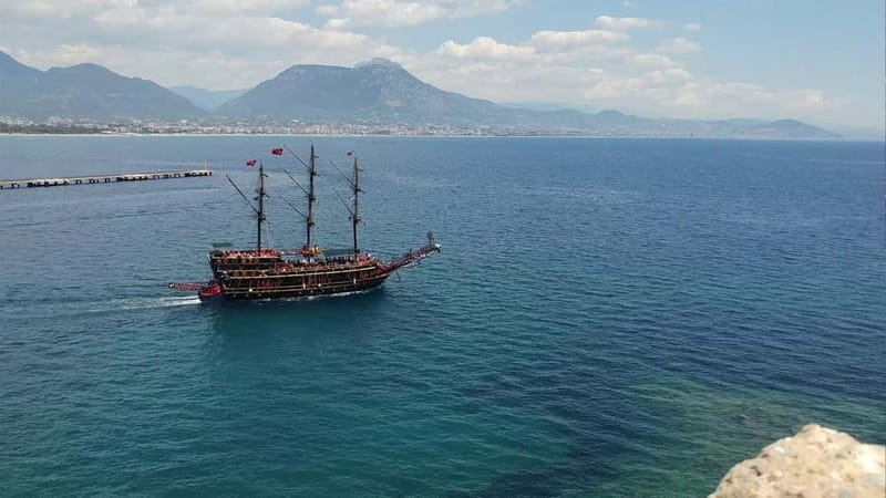 Alanya: Pirate Boat Party with Foam, Disco, Lunch & Drinks - Why This Alanya Pirate Boat Party Feels Like More Than a Cruise