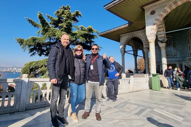 All in One Day Istanbul - Historical Tour of Istanbul with Bosphorus Cruise - The luxury yacht sunset cruise: fruits, baklava, and photos that work