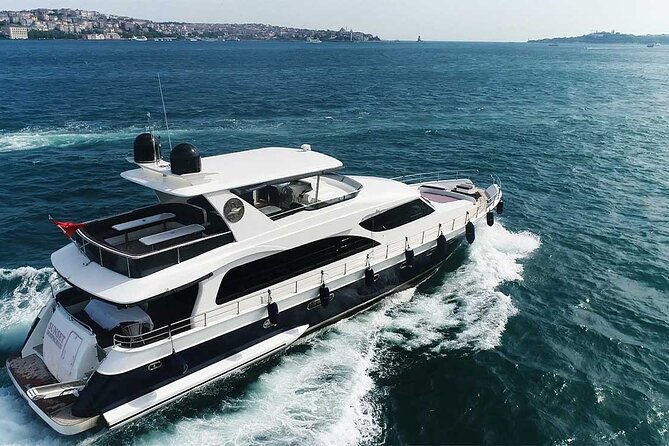 All in One Day Istanbul - Historical Tour of Istanbul with Bosphorus Cruise - Golden Horn break: switching from strait views to the harbor story