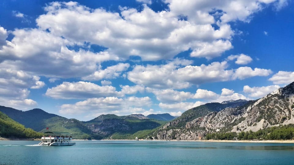 Antalya: Green Canyon Boat Trip with Lunch & Soft Drinks - Lunch by the lake: what you’re likely to eat and how it fits the day