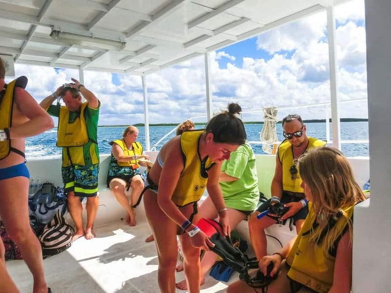 Antalya/Kemer: Scuba Diving Experience with 2 Dives & Lunch - Second underwater stop near Ay ışığı plaj: more confidence, still guided