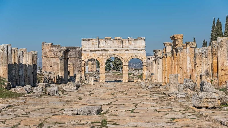 Antalya: Pamukkale Tour with Hot Air Balloon and Lunch - From Antalya at 2–4am: how the day really runs