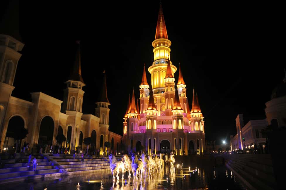 Antalya/Side/Alanya: Land of Legends Night Show w/Shopping - Land of Legends After Dark: Why This Night Routine Works