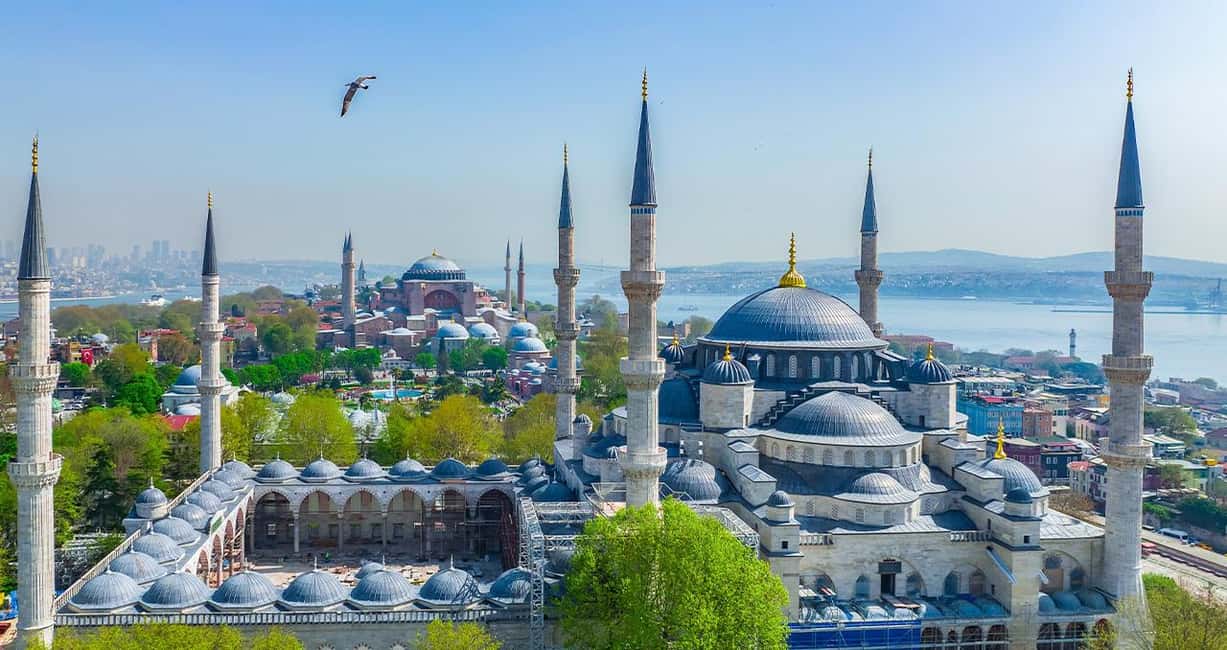 Basilica Cistern, Hagia Sophia, Blue Mosque Tickets & Audios - Blue Mosque entry with audio: what’s included and what isn’t