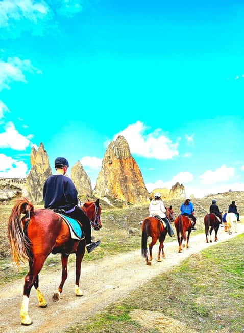 Cappadocia Sunrise & Sunset Horse Tour with Photography - Çavuşin start: from walk breaks to first valley views