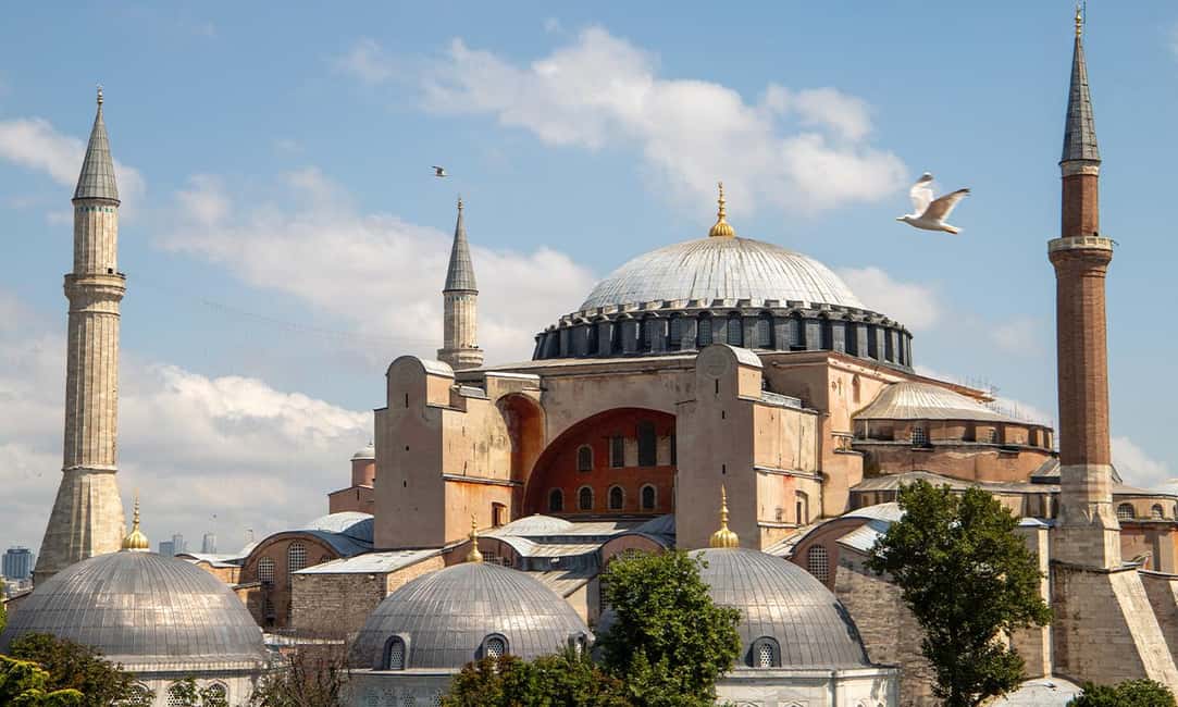 Combo: Hagia Sophia+Basilica Cistern Optional Topkapi Palace - Skip-the-Line QR Setup: Why It Matters in Istanbul
