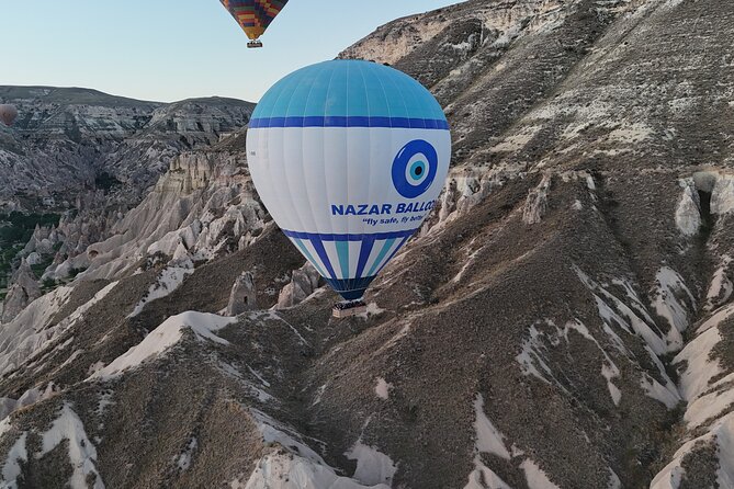 Daylight Balloon Flight Cappadocia (Goreme) by Nazar Balloons - Who’s running the show: Nazar Balloons’ crew energy