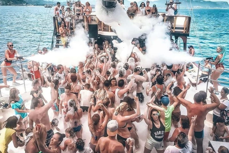 From Antalya/Kemer: All-Inclusive Party Boat with Lunch - Why This Pirate Party Boat Feels Worth Your Time in Kemer