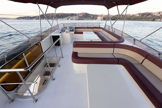Half Day Bosphorus Cruise with Stopover on Asian Side - Kanlıca Meydanı on the Asian Side: The Taste of Turkish Yogurt and Ice Cream