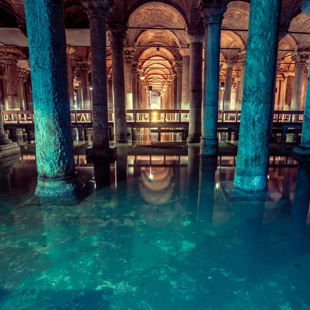 Istanbul: Basilica Cistern Skip-the-Line Entry Ticket - Inside the Cistern: How the 336 Columns Hit You