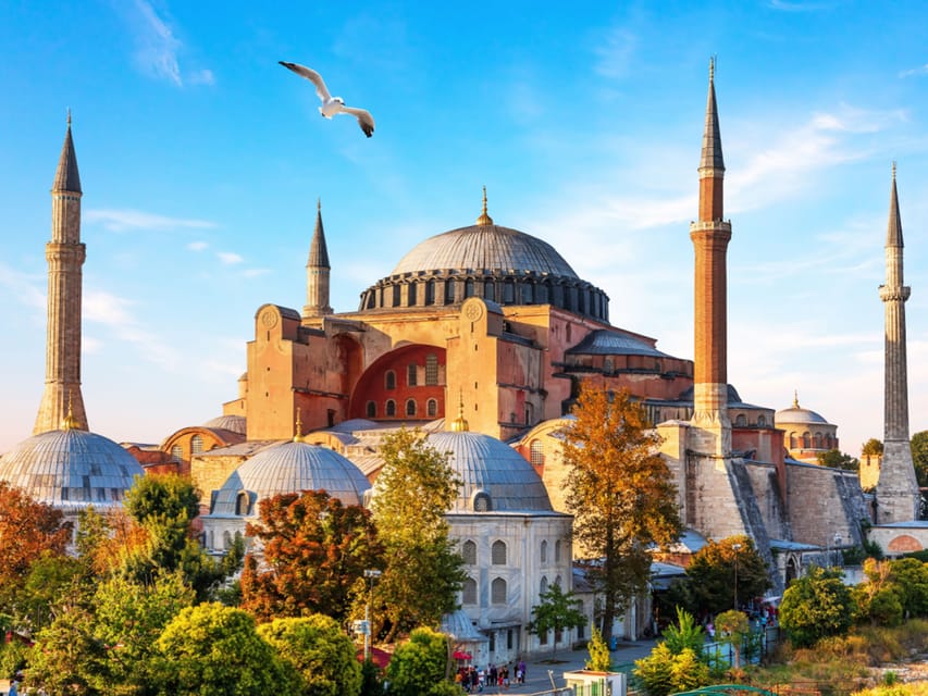 Istanbul: Basilica, Hagia Sophia, Blue Mosque Tour & Cruise - Hagia Sophia: domes and the Christian-Islamic layers