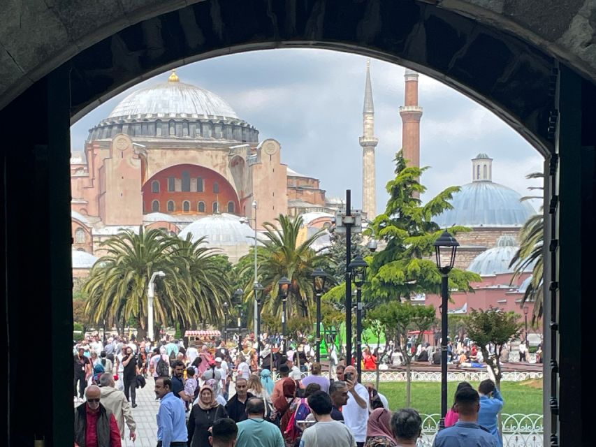 Istanbul: Blue Mosque Guided Tour - Free time inside: use it for photos and re-reading the details