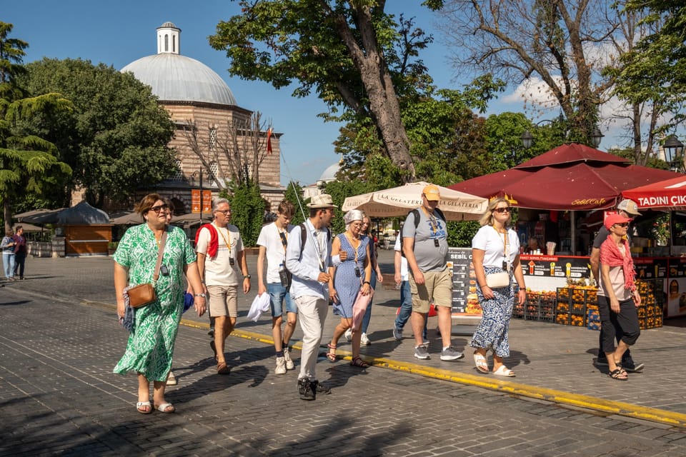 Istanbul: Blue Mosque & Hagia Sophia Guided Tour w/ Tickets - Galataport to Sultanahmet: The Cruise-Friendly Tram Plan