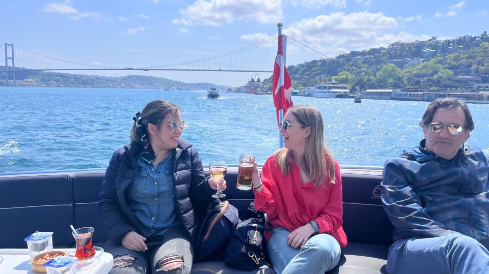 Istanbul: Bosphorus Cruise with Stopover on the Asian Side - Beylerbeyi, Üsküdar, and the Maiden’s Tower: The Asian Coast Finale