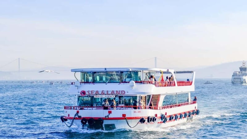 Istanbul: Bosphorus Sightseeing Cruise Tour with Audio Guide - Eminönü Check-In: Finding SeaLand Travel Agency Without Stress