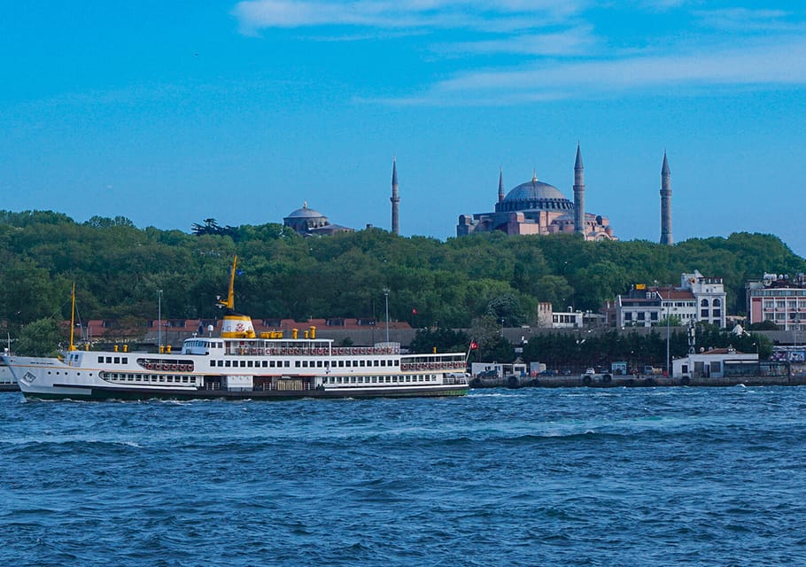 Istanbul: Bosphorus Sightseeing Cruise with Sunset Option - Best Places to Sit: Upper Deck Photos vs Quieter Comfort