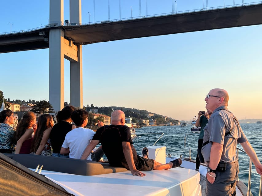 Istanbul: Bosphorus Sunset Cruise on a Luxury Yacht - Dolmabahçe Mosque and Palace: where Istanbul gets grand