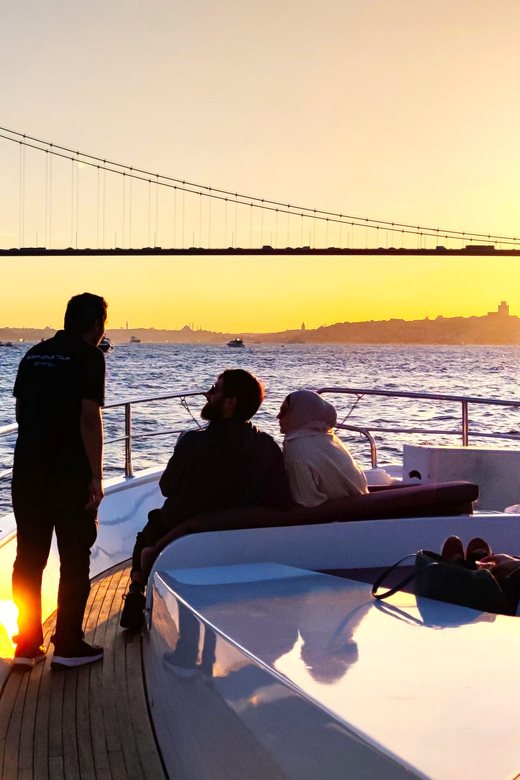 Istanbul: Bosphorus Sunset Yacht Cruise with Live Guide - Golden Horn to Galataport: City Lights Without the Big-Crowd Stress