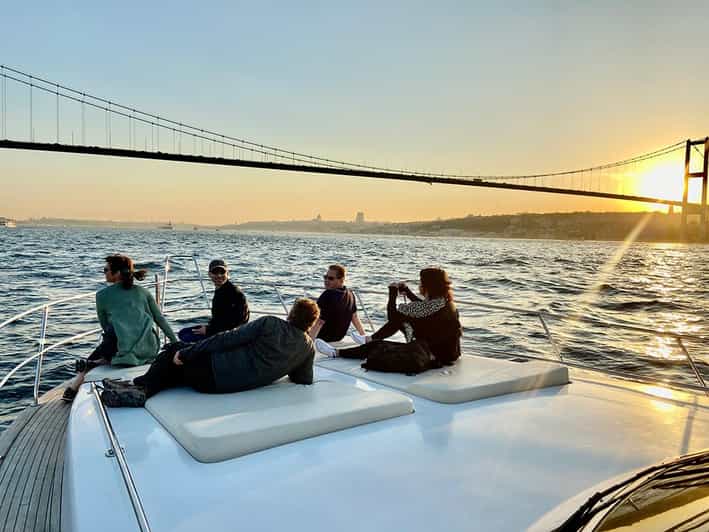Istanbul: Bosphorus Yacht Cruise at Sunset with Snacks - A $15 Sunset Cruise in Istanbul That Feels Like a Bargain