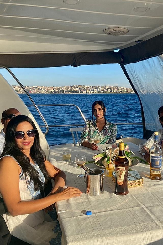 Istanbul: Bosphorus Yacht Cruise at Sunset with Snacks - The Bosphorus Route: What You’ll See From Water (and Why It Matters)