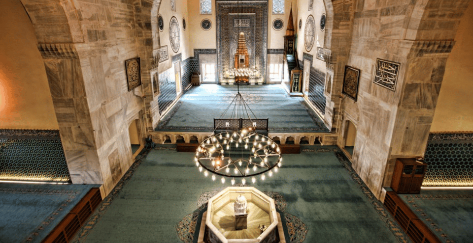 Istanbul: Bursa & Uludag Tour with Lunch & Cable Car Option - Green Complex Finale and the Return to Istanbul