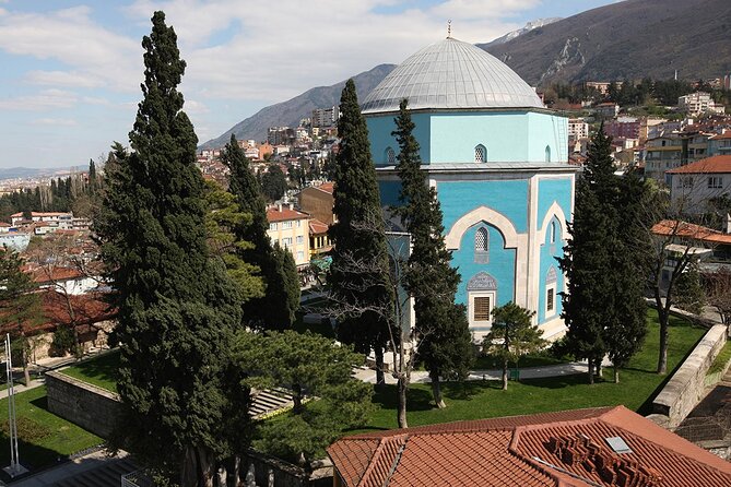 Istanbul: Bursa & Uludag Tour with Lunch & Cable Car Option - Bursa City Essentials: Green Mosque, Green Tomb, and That Old Plane Tree