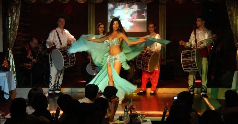 Istanbul: Dinner Cruise on the Bosphorus - Key Things That Make This Bosphorus Dinner Cruise Work