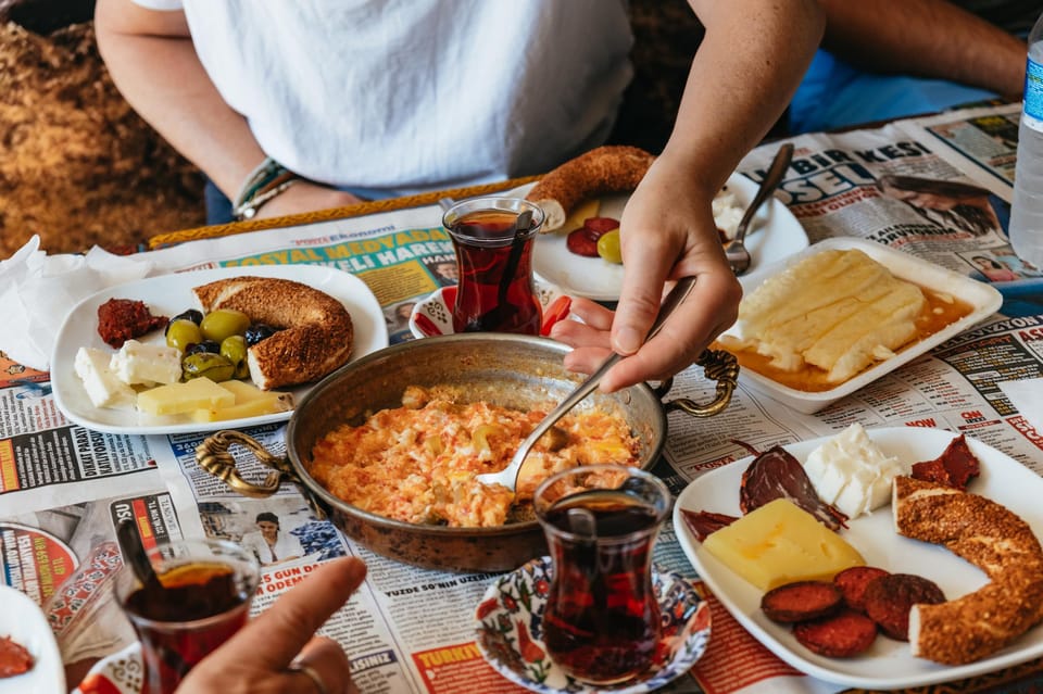 Istanbul: European and Asian Side Guided Foodie Walking Tour - Spice Bazaar Morning: Breakfast, Market Time, and Tasting Momentum