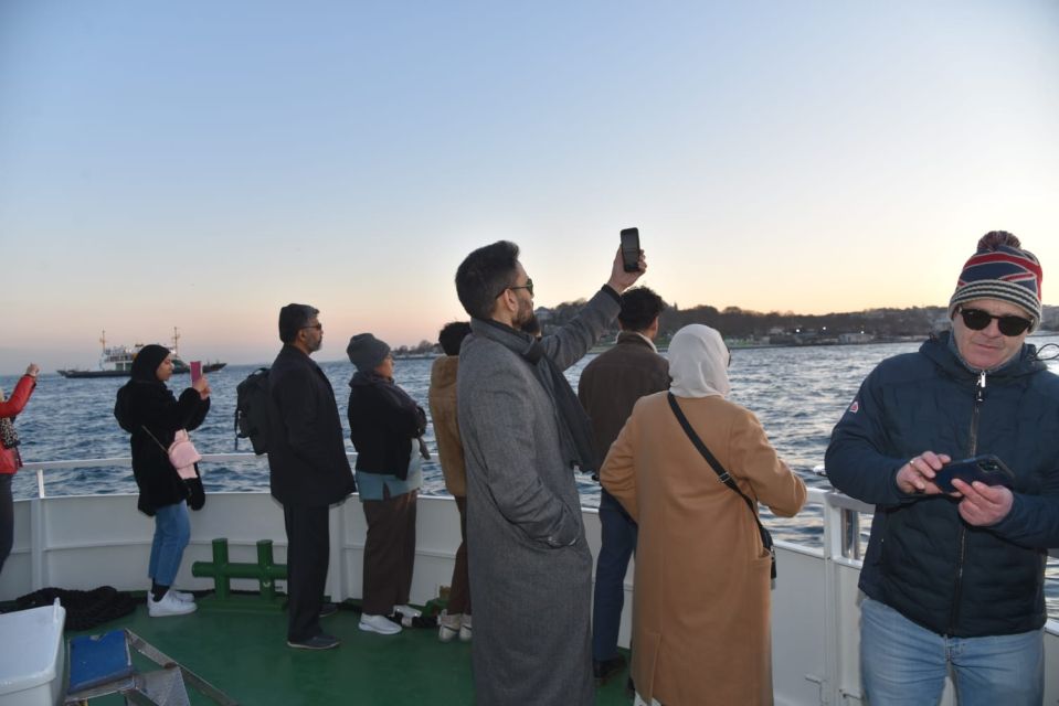 Istanbul: Explore Bosphorous on a Sunset Boat Cruise - Where you start: finding the boat near Eminönü and Karaköy