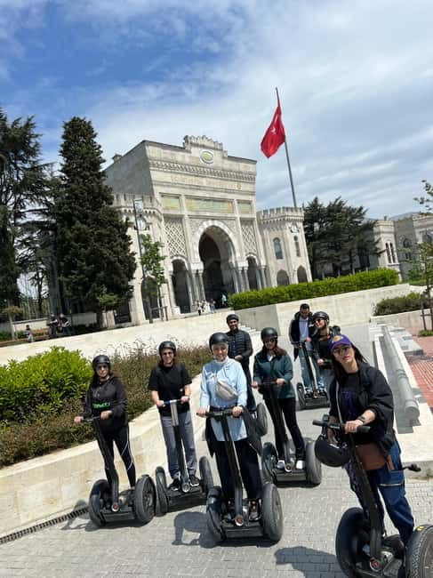 Istanbul: Guided Segway Tour of the Old Town - Beyazıt stop: starting with a photo window and free time