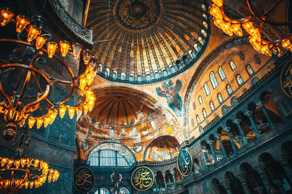 Istanbul: Hagia Sophia Skip-the-Ticket Line & Audio Guide - Enter Through the Tourist Entrance Near Topkapi Palace
