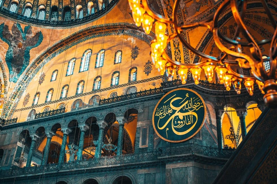 Istanbul: Hagia Sophia Skip-the-Ticket Line & Audio Guide - Crowd Tactics: When to Go, Where the Bottlenecks Form