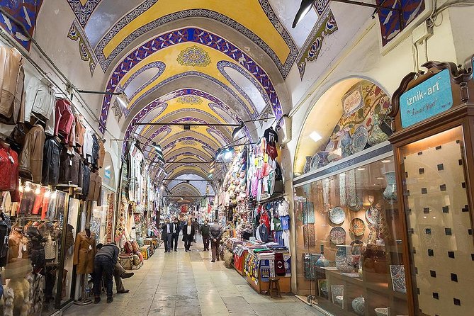 Istanbul Historical Tour with Guide, Lunch and Transfers - Grand Bazaar strategy: carpets, crafts, and avoiding aimless wandering