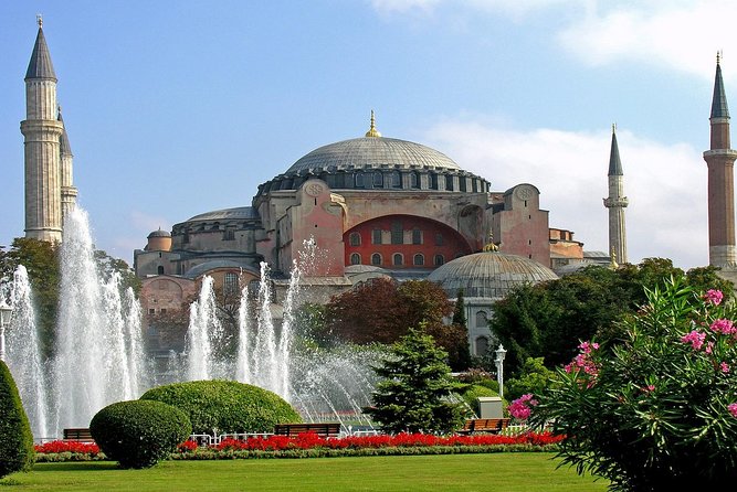 Istanbul: Private City Highlights Guided Tour - Topkapi Palace: Ottoman power, Iznik tiles, and the harem wing