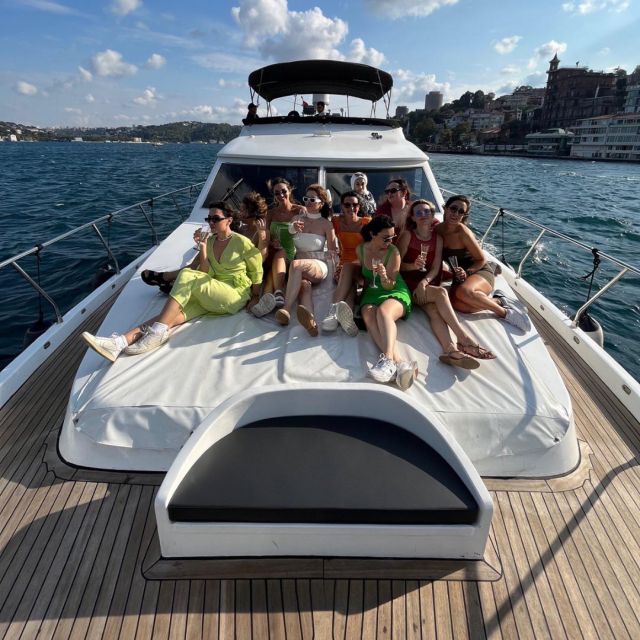 Istanbul: Sunset or Day Small-Group Yacht Cruise with Snacks - Why a Bosphorus yacht ride beats ferry views