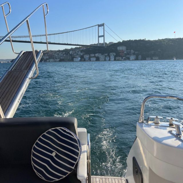 Istanbul: Sunset or Day Small-Group Yacht Cruise with Snacks - The 2-hour route: Dolmabahce to Maiden’s Tower, then back near the Golden Horn