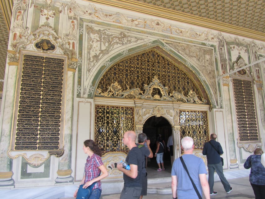 Istanbul: Topkapi, Hagia Sophia and Basilica Cistern Tour - Price and Value: Is $117 Worth It for Four Hours?