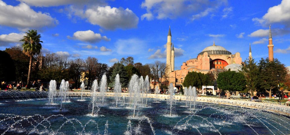 Istanbul: Topkapi, Hagia Sophia and Basilica Cistern Tour - Where You Meet and What You Do First (Sultanahmet or Galataport)
