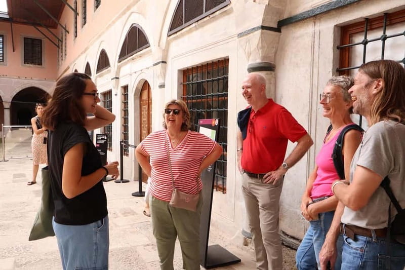 Istanbul: Topkapi Palace and Harem Museum Tour with Ticket - What you pay for: the value behind $110