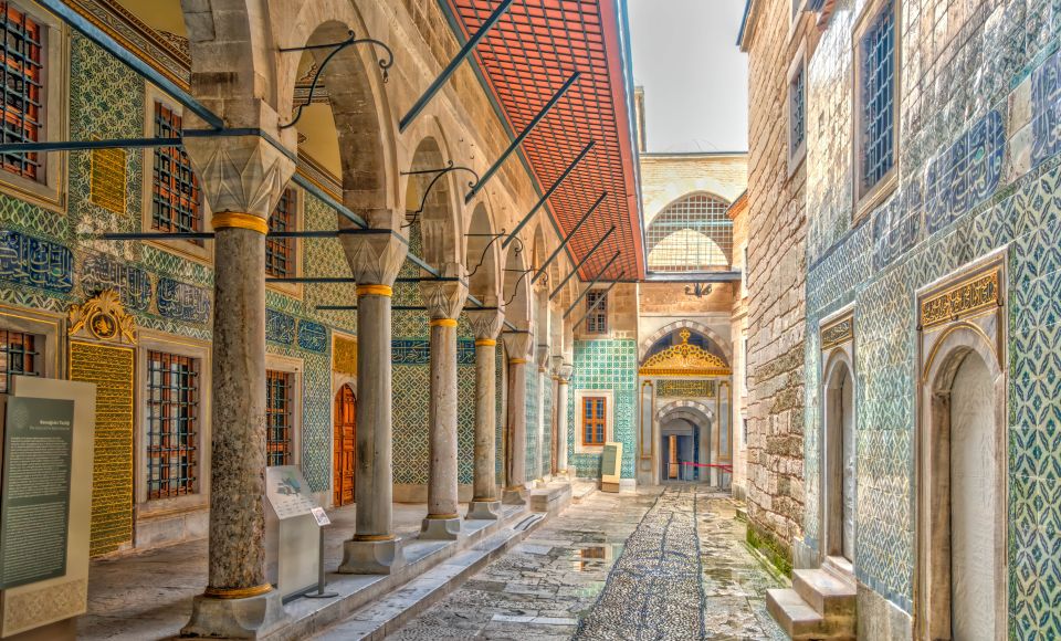 Istanbul: Topkapi Palace and Harem Ticket with Audio Guide - Should You Book This Topkapi Palace and Harem Experience?