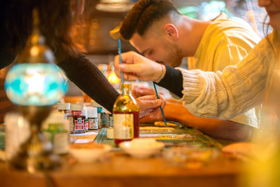 Istanbul: Traditional Stained Glass Painting Workshop - Tea, cookies, and conversation: the social side that matters
