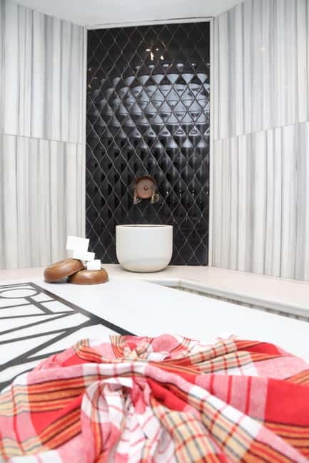Istanbul: Traditional Turkish Bath with Foam and Oil Massage - Key Points Before You Go