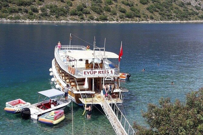 Ölüdeniz: Butterfly Valley Boat Trip with Buffet Lunch - Butterfly Valley: Dramatic Cliffs, Seasonal Butterflies, and Swim-Friendly Bays