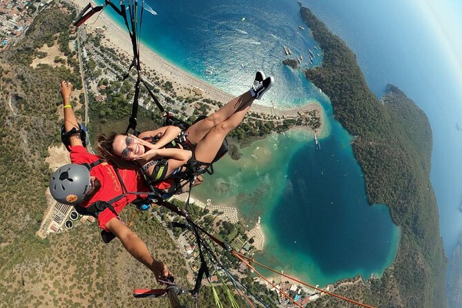 Paragliding In Fethiye Oludeniz, Turkey - Stop by stop: how the day flows from office to mountain to landing