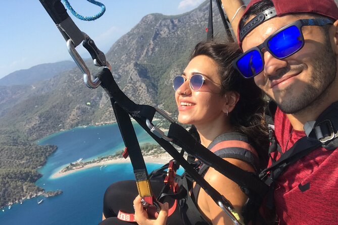 Paragliding In Fethiye Oludeniz, Turkey - Landing near the office: instant photos and the real value of the setup