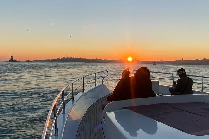 Scenic Bosphorus Sunset Cruise – 2.5 Hours of Luxury & Views - European Shoreline Stretch: Bebek and the fortresses