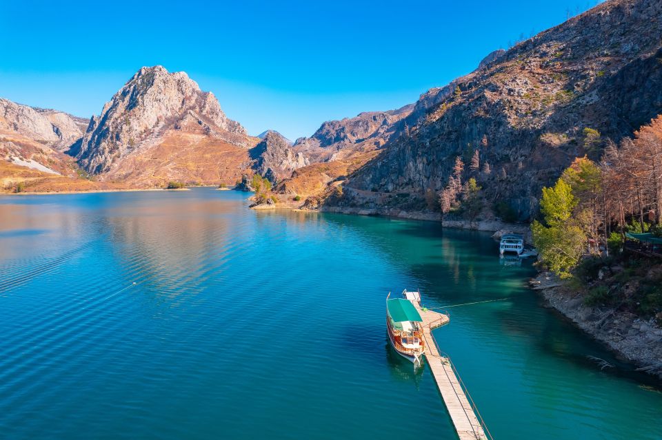Side: Green Canyon Boat Trip & Bus Safari with Lunch - Traditional village time and the mosque visit