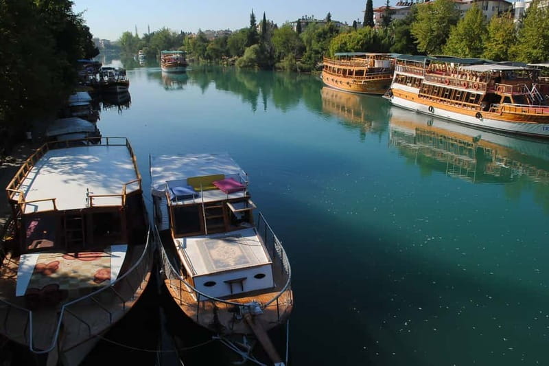 Side: Manavgat River Boat Trip & Grand Market w/ Lunch - Lunch on the Boat: Barbecue, Portion Sense, and Drink Rules