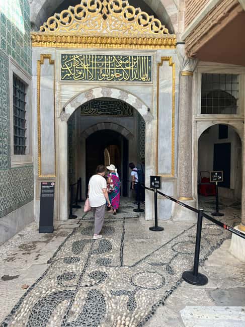 Topkapi Palace & Harem, Skip-the-Line SMALL GROUP - Topkapi Harem: The Private Residence That Changes Everything